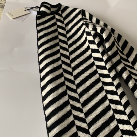 🔥🔥Cocogio wool knit sweater coat 🔥🔥 - Picture 4 of 4